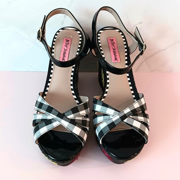 EUC ~ BETSEY JOHNSON Floral Embroidered Platform Wedge Sandals ~ Size: 9.5 - Picture 3 of 10